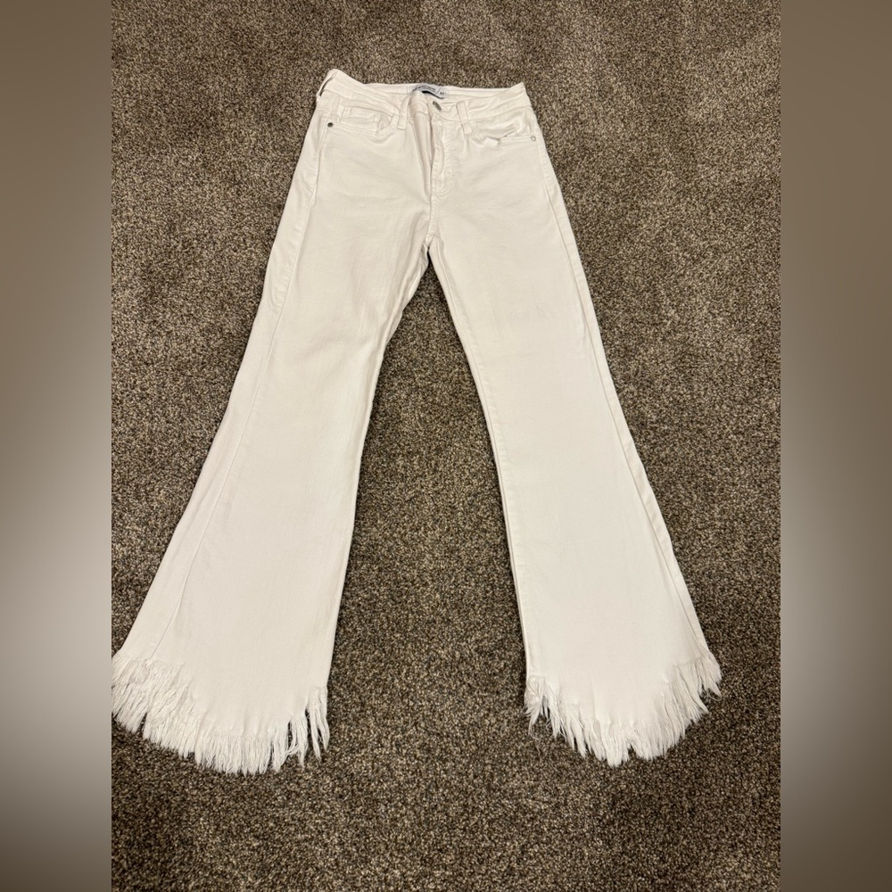 Just Black Denim: Women's White Frayed Hem Jeans Size 27 inseam 26” Distressed - Picture 2 of 9